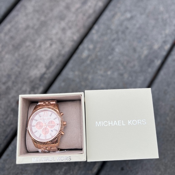 MICHAEL KORS LEXINGTON unisex WATCH ROSE GOLD jubilee bracelet - Picture 3 of 12